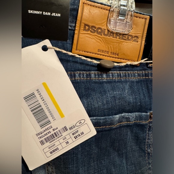 DSQUARED2 MSRP $819 NWT WASHED
JEANS SIZE IT38
$338 $819
Size: 1138 - Picture 7 of 8